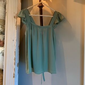 Loft flowy tank